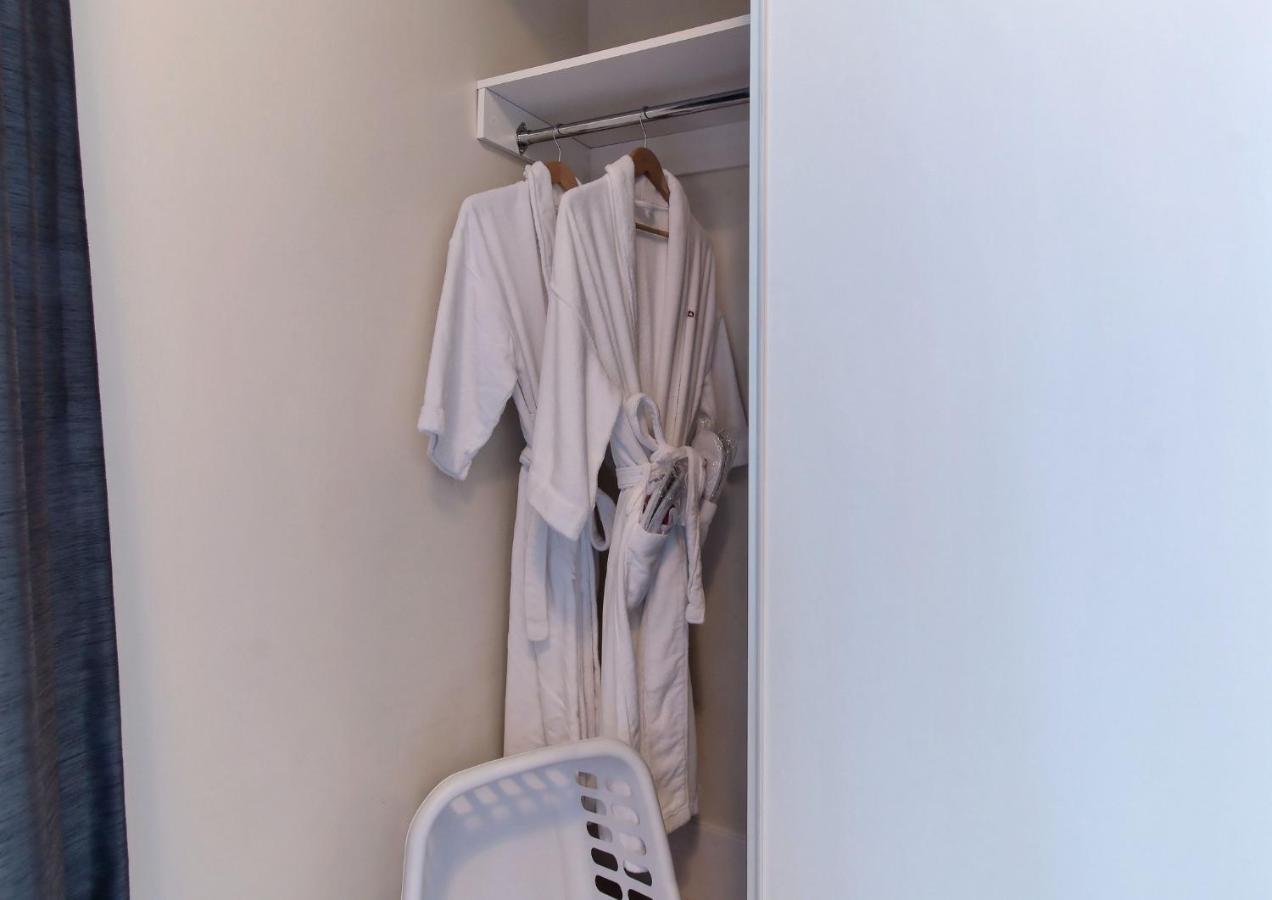Delsuites - 300 Front Street - 30 Night Stays Toronto Ngoại thất bức ảnh
